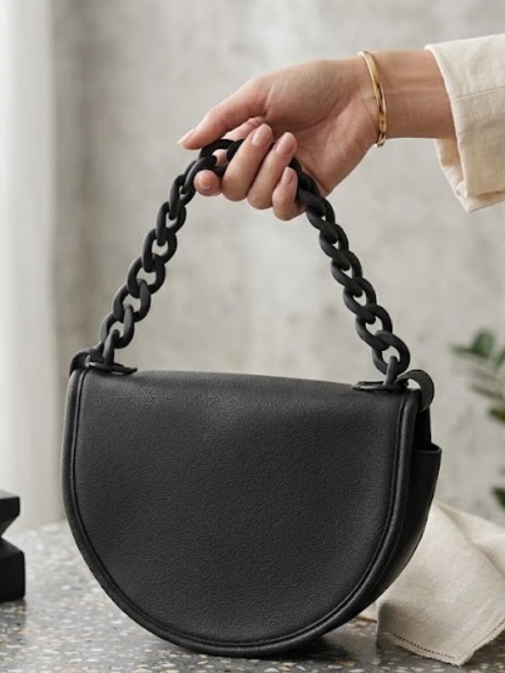 BCBGeneration Black Matte Chunky Chain Half Moon Saddle Shoulder Bag Purse